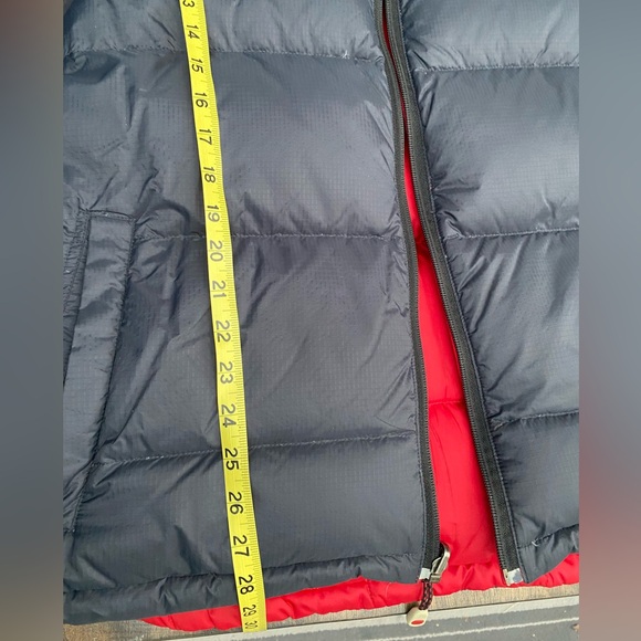 L.L. Bean Goose Down Reversible Red/Black Puffer Vest. Size Large tall - Picture 7 of 8